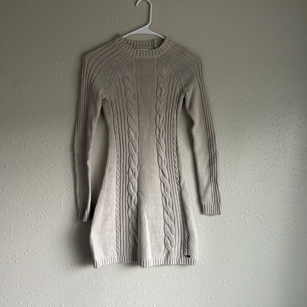 Hollister Cream Cable Knit Long Sleeve Dress